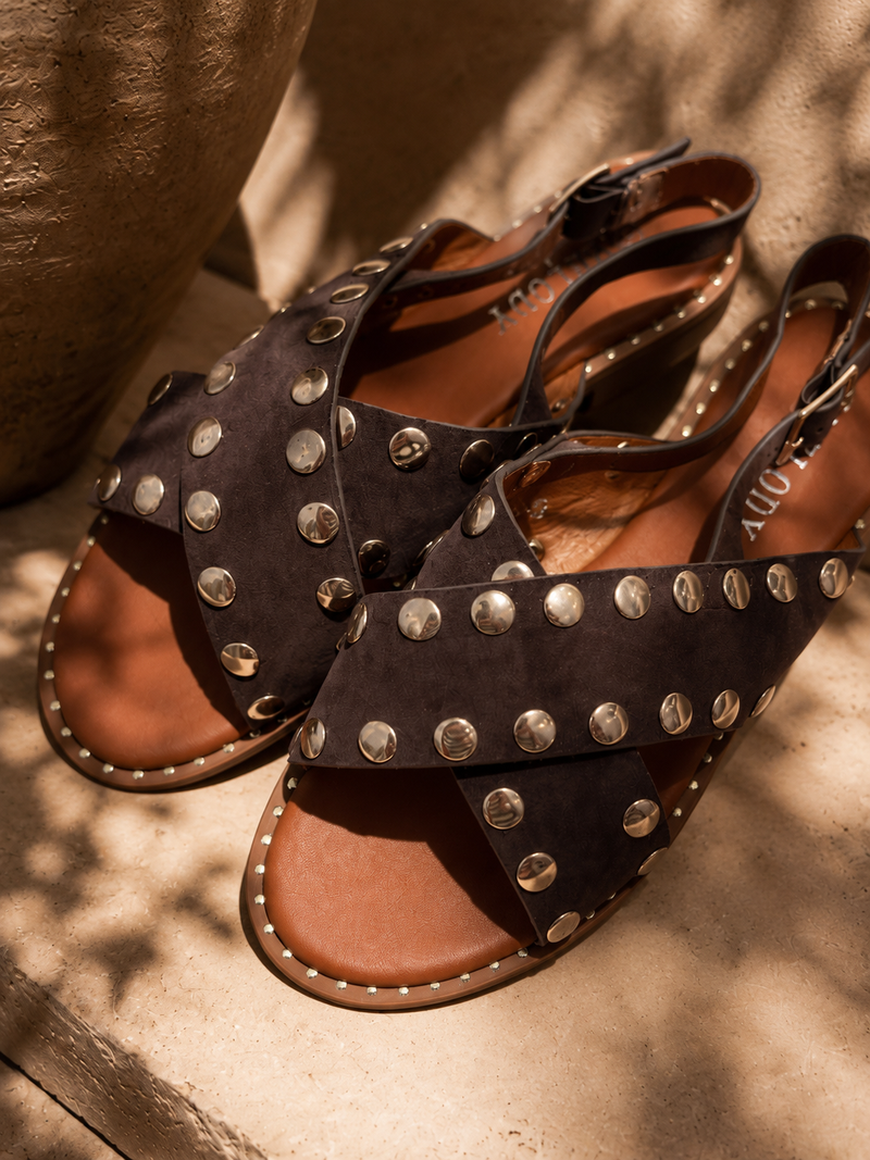 Sandalia Tachas