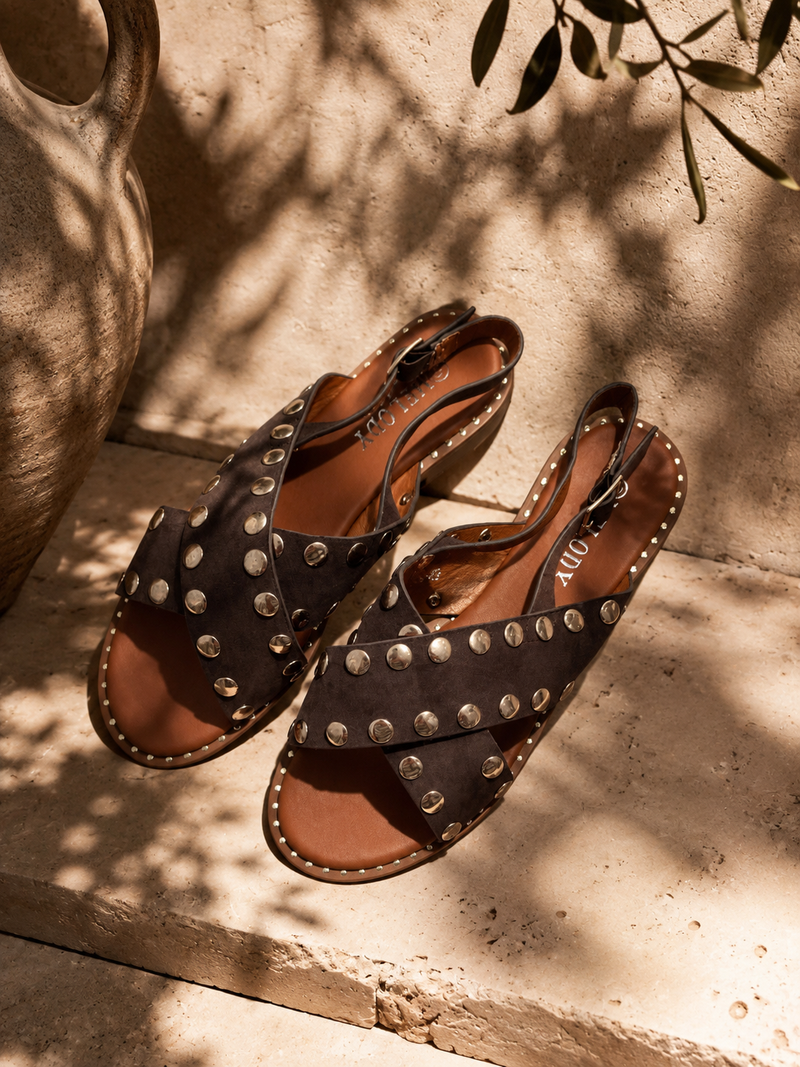 Sandalia Tachas
